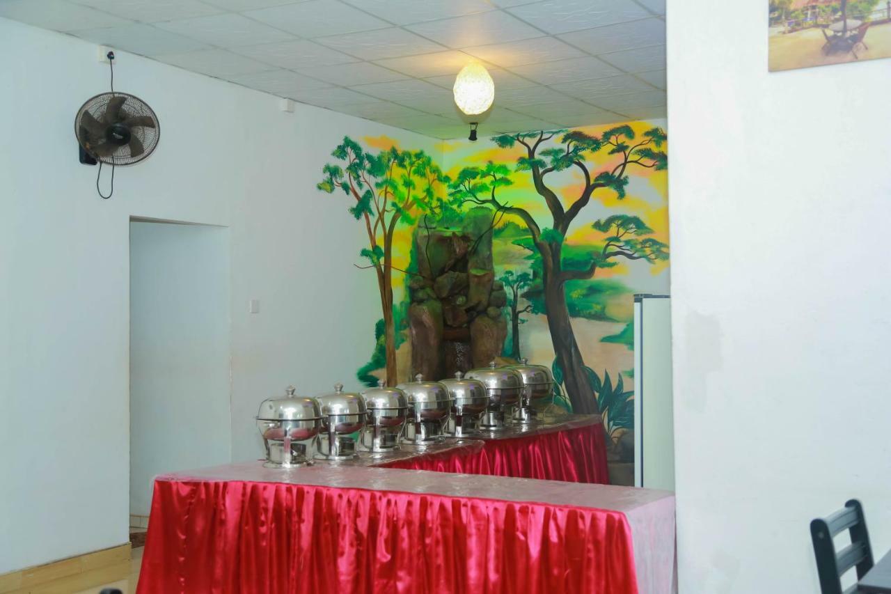Hotel Moonstone Anuradhapura Exterior foto